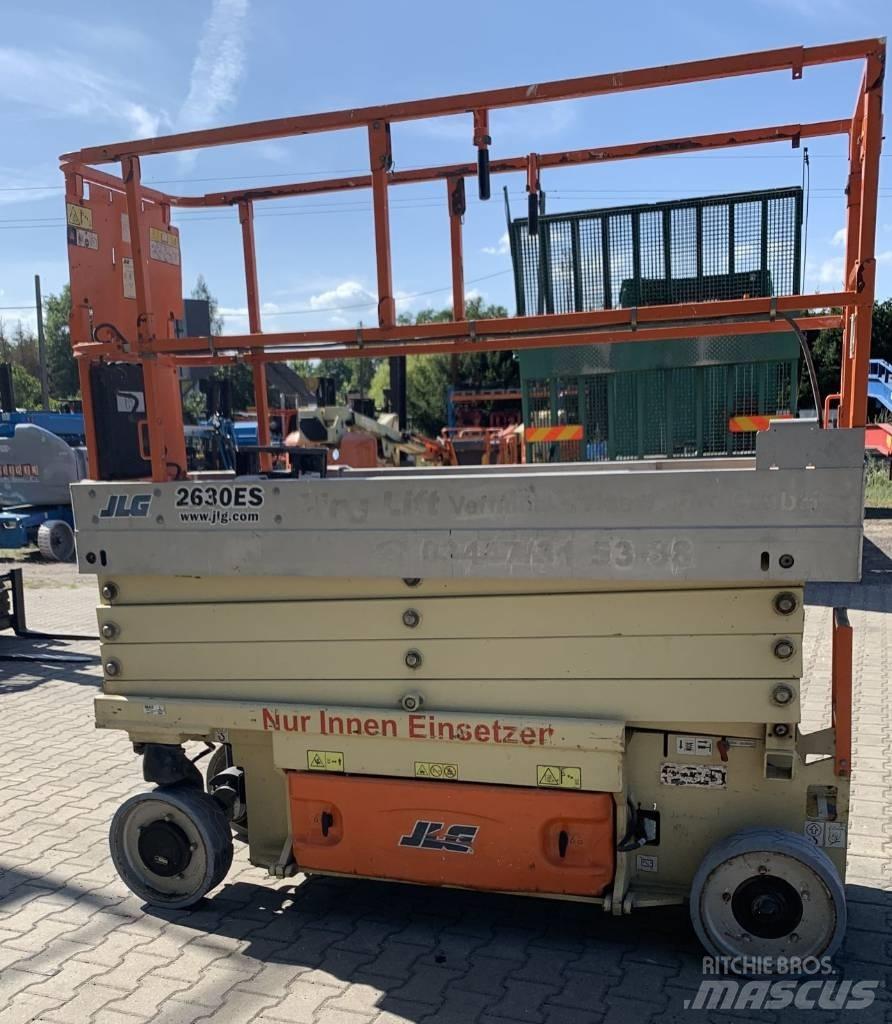 JLG 2630 ES Ollós emelők