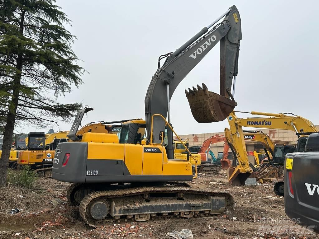 Volvo EC210D Lánctalpas kotrók