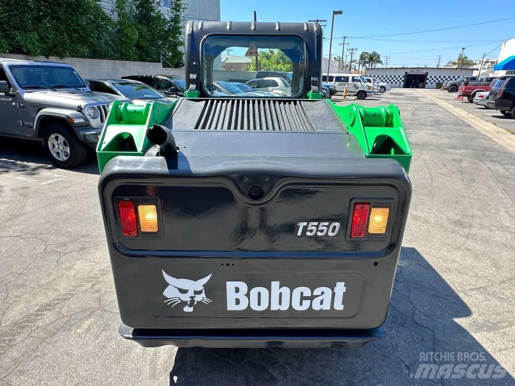 Bobcat T 550 Kompaktrakodók