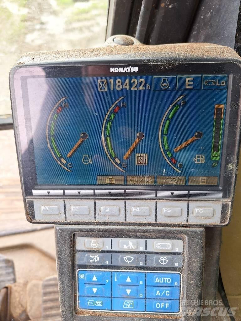 Komatsu PC 210 LC-8K Lánctalpas kotrók
