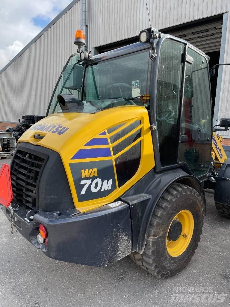 Komatsu WA 70 Gumikerekes homlokrakodók