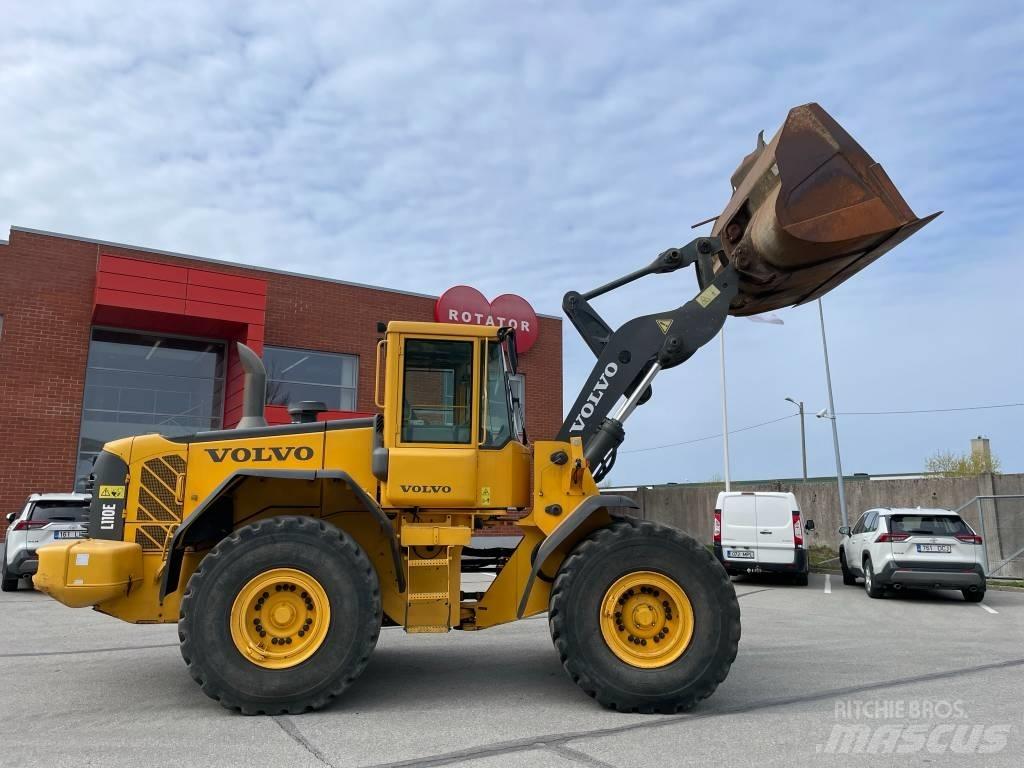 Volvo L 110 E Gumikerekes homlokrakodók