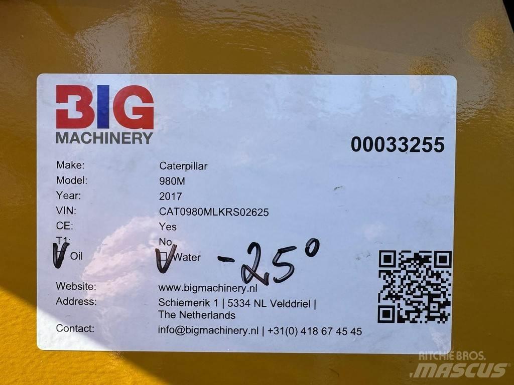 CAT 980M Gumikerekes homlokrakodók