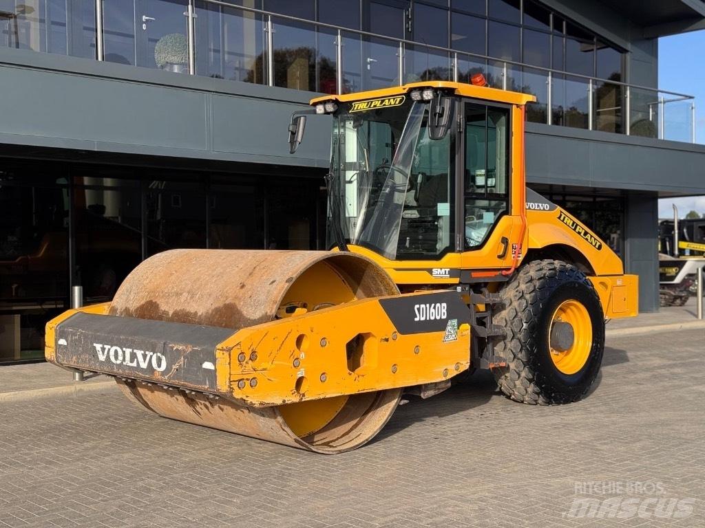 Volvo SD160B Pneumatikus kerekes hengerek