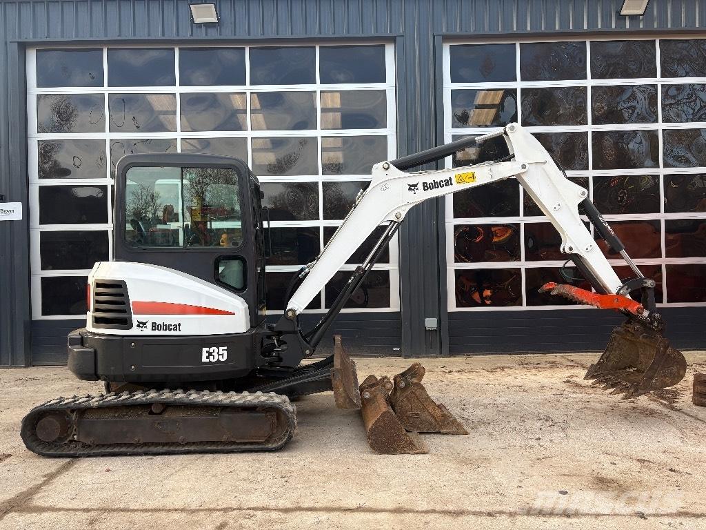 Bobcat E 35z Mini kotrók < 7t