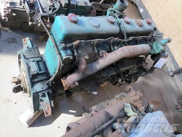 Scania 110 Motorok