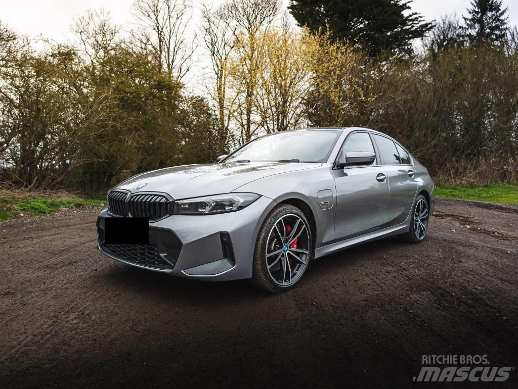 BMW 330e Kistehergépjárművek