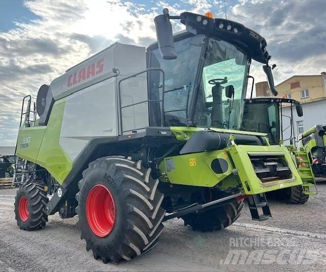 CLAAS TRION 530 Kombájnok