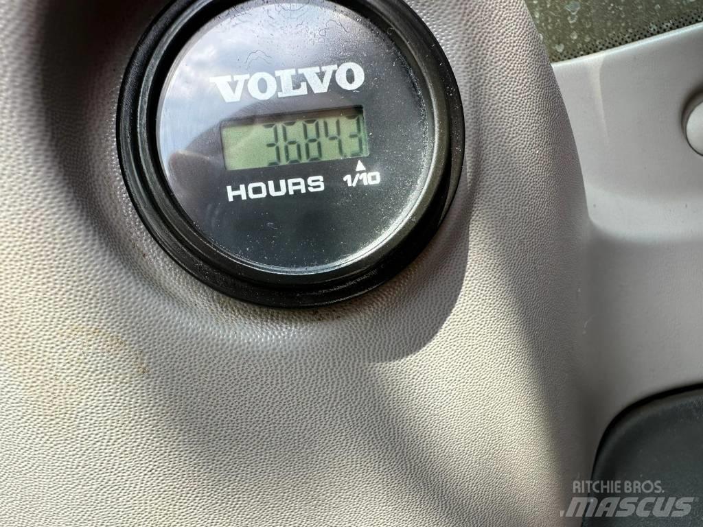 Volvo BM ECR235EL Lánctalpas kotrók