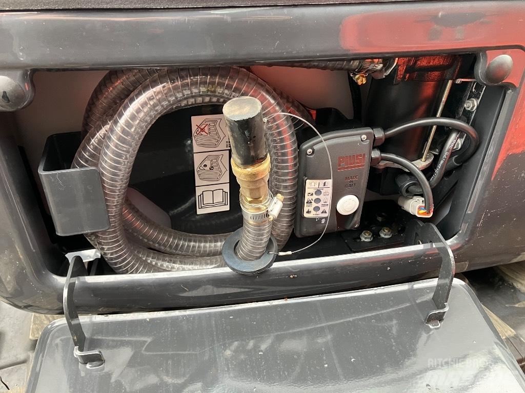 Bobcat E60 Mini kotrók < 7t