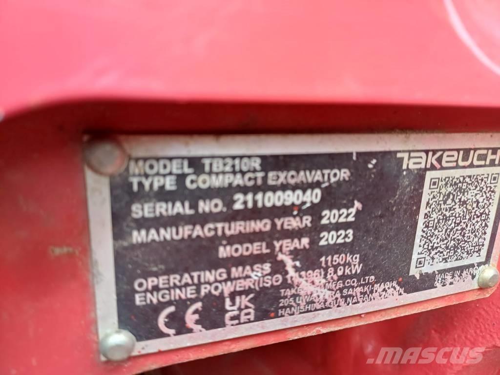 Takeuchi TB 210 R Mini kotrók < 7t