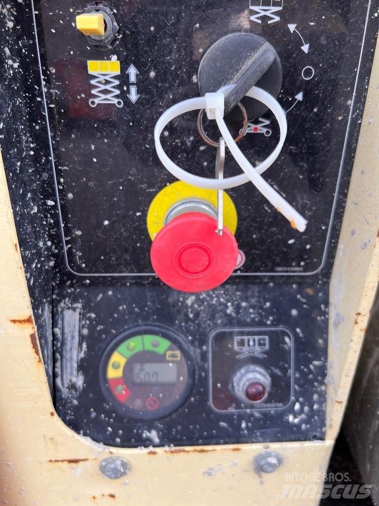 JLG 10 RS Ollós emelők
