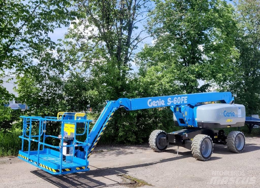 Genie S-60 FE Karos emelők