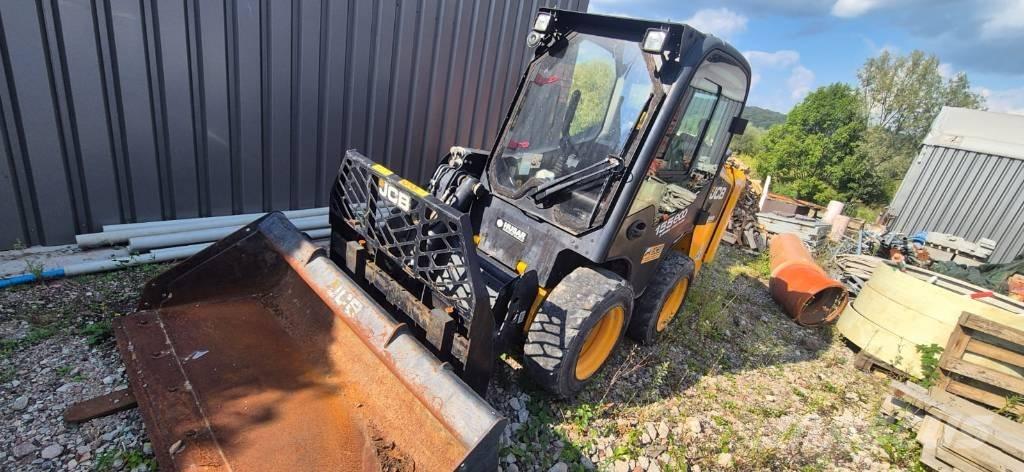 JCB 155 Kompaktrakodók