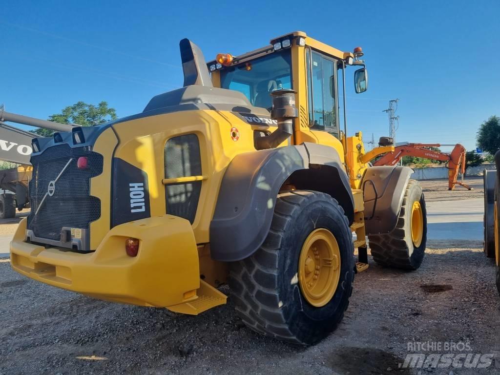 Volvo L 110 H Gumikerekes homlokrakodók