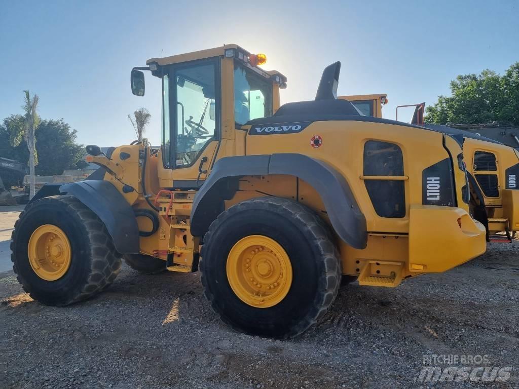 Volvo L 110 H Gumikerekes homlokrakodók