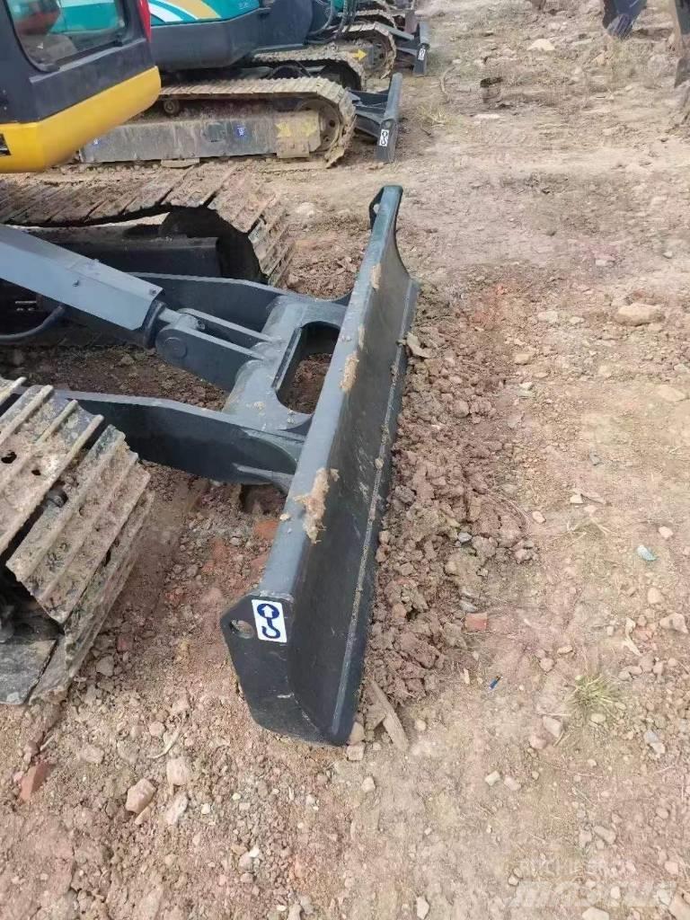 Komatsu PC 60-8 Lánctalpas kotrók