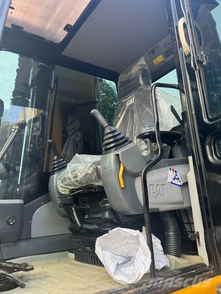 CAT CAT325D Lánctalpas kotrók