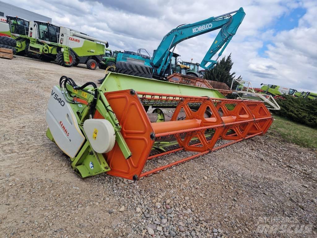 CLAAS Tucano 320 Kombájnok