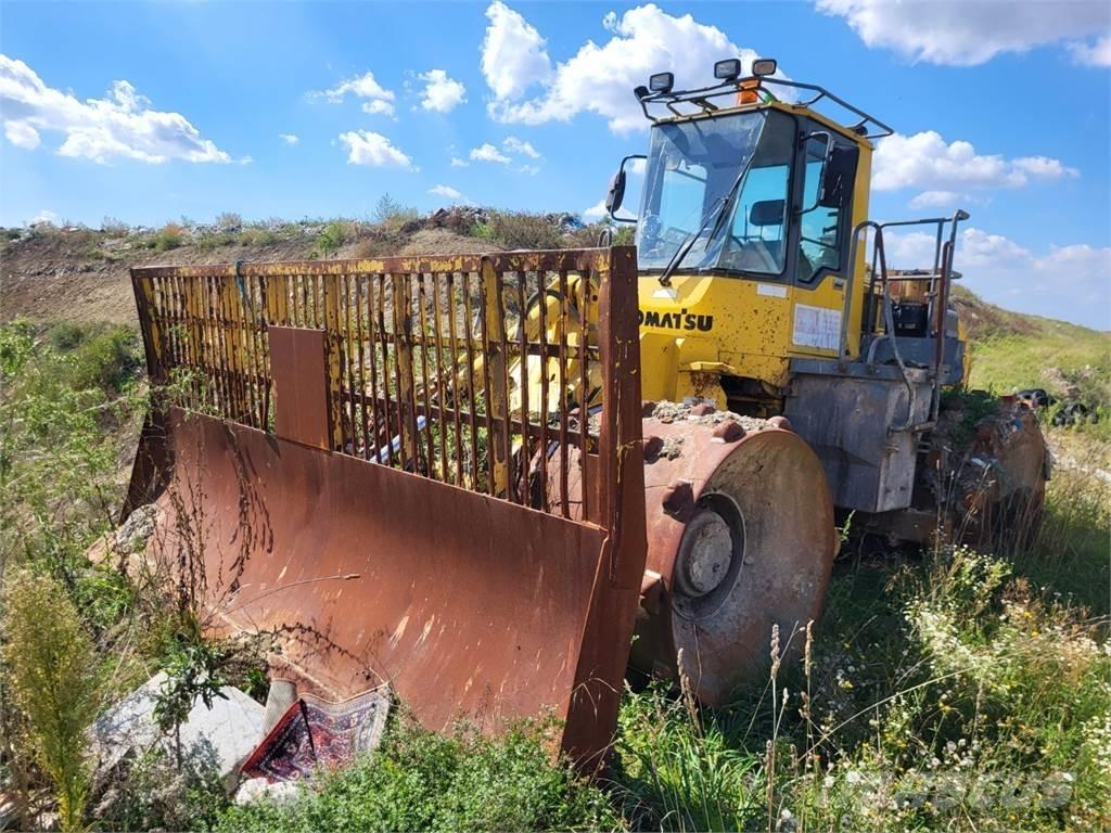 Komatsu WF 450T-3 Építőipar - Egyebek