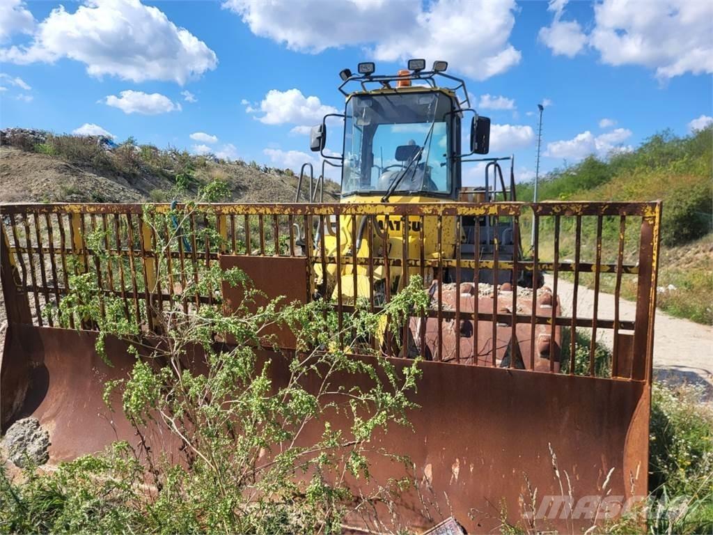 Komatsu WF 450T-3 Építőipar - Egyebek
