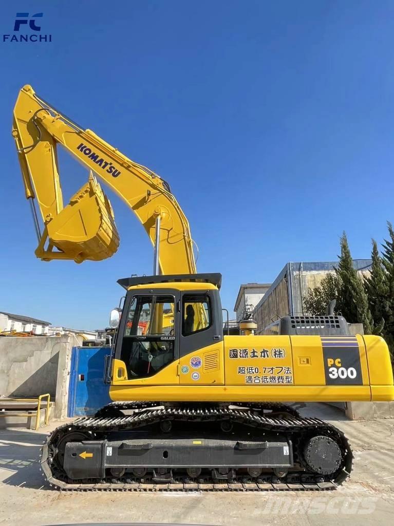 Komatsu PC 300 Lánctalpas kotrók