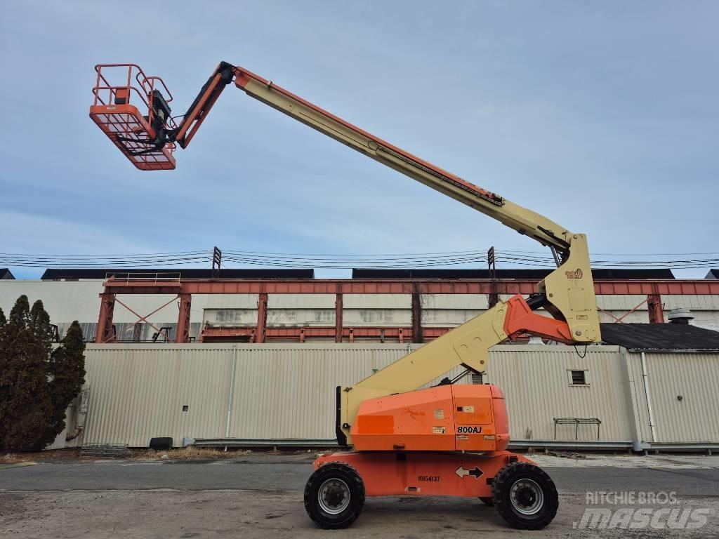 JLG 800 AJ Karos emelők