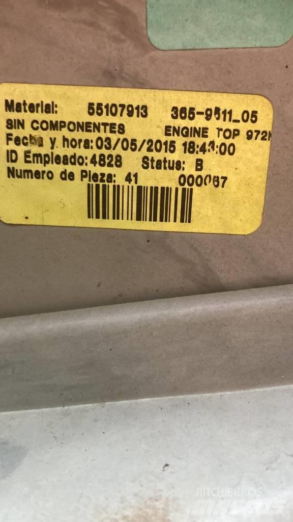 CAT 972 M Gumikerekes homlokrakodók