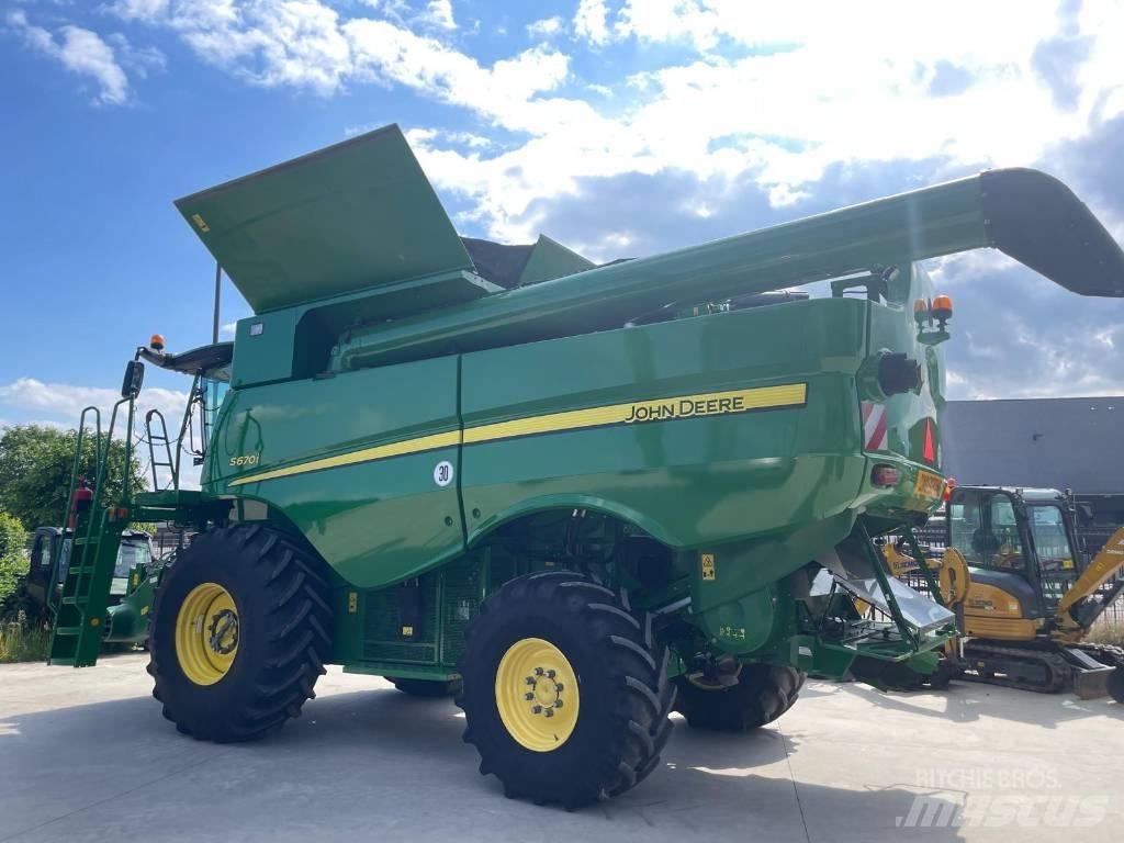 John Deere S670 4x4 Kombájnok