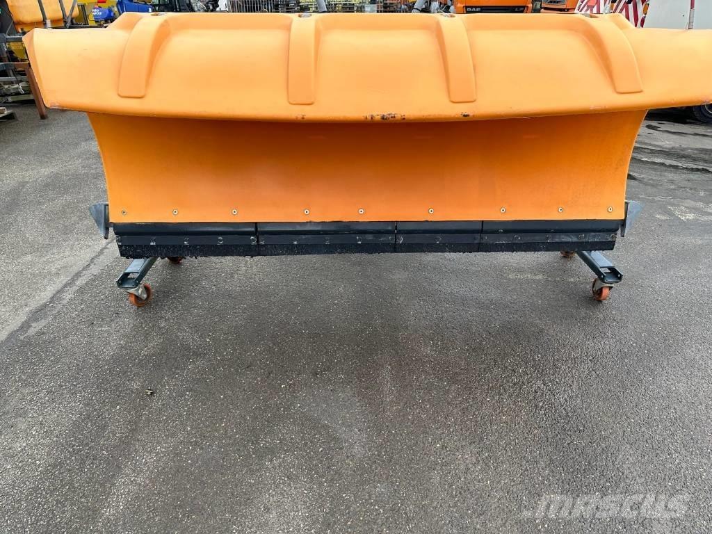 Nido SNK 27 VPZ 240 Hóeltakarítók