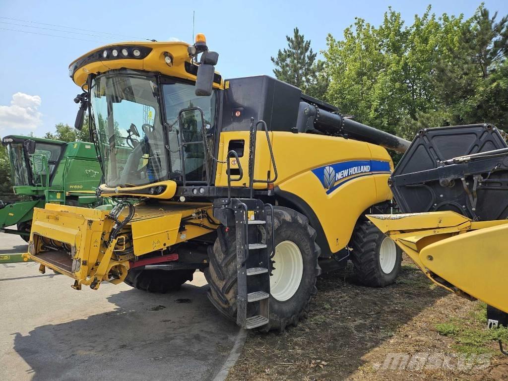 New Holland CX8.70 Kombájnok