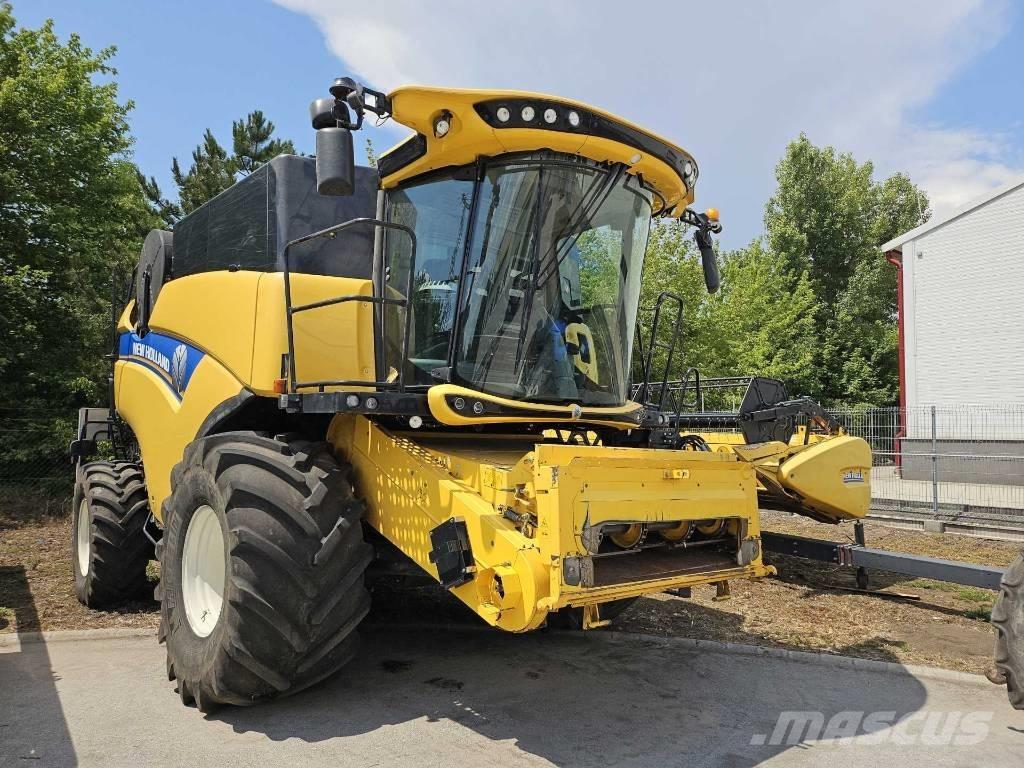New Holland CX8.70 Kombájnok