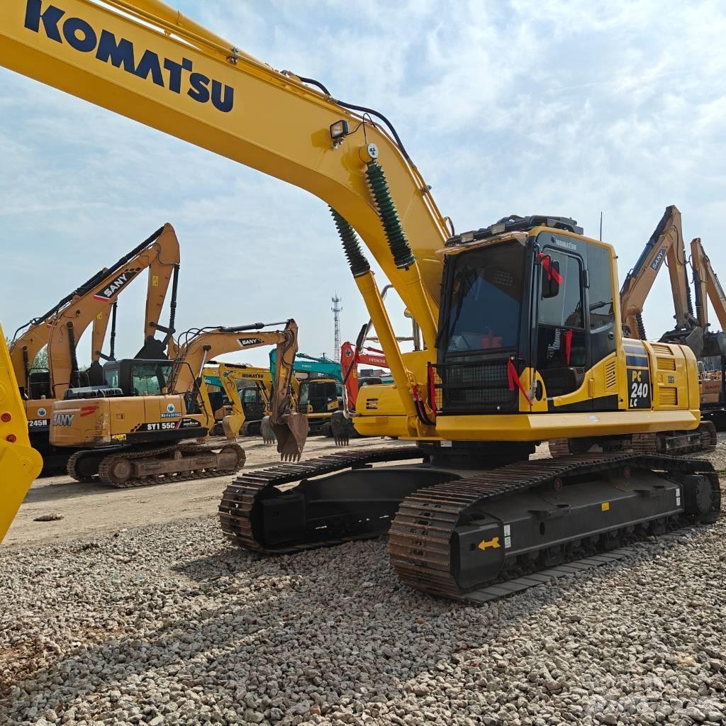Komatsu 240LC-8 Lánctalpas kotrók