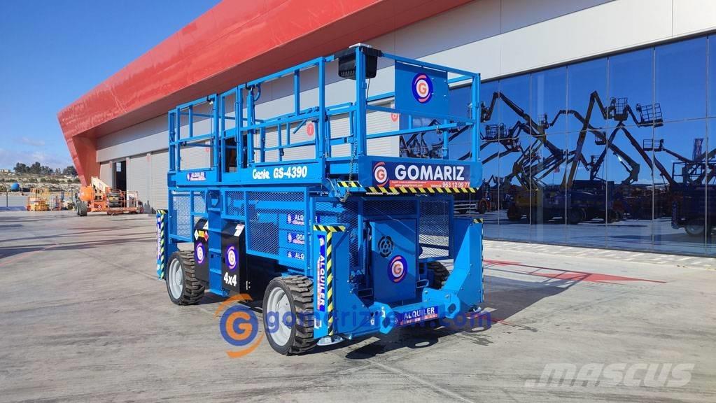Genie GS 4390 RT Ollós emelők