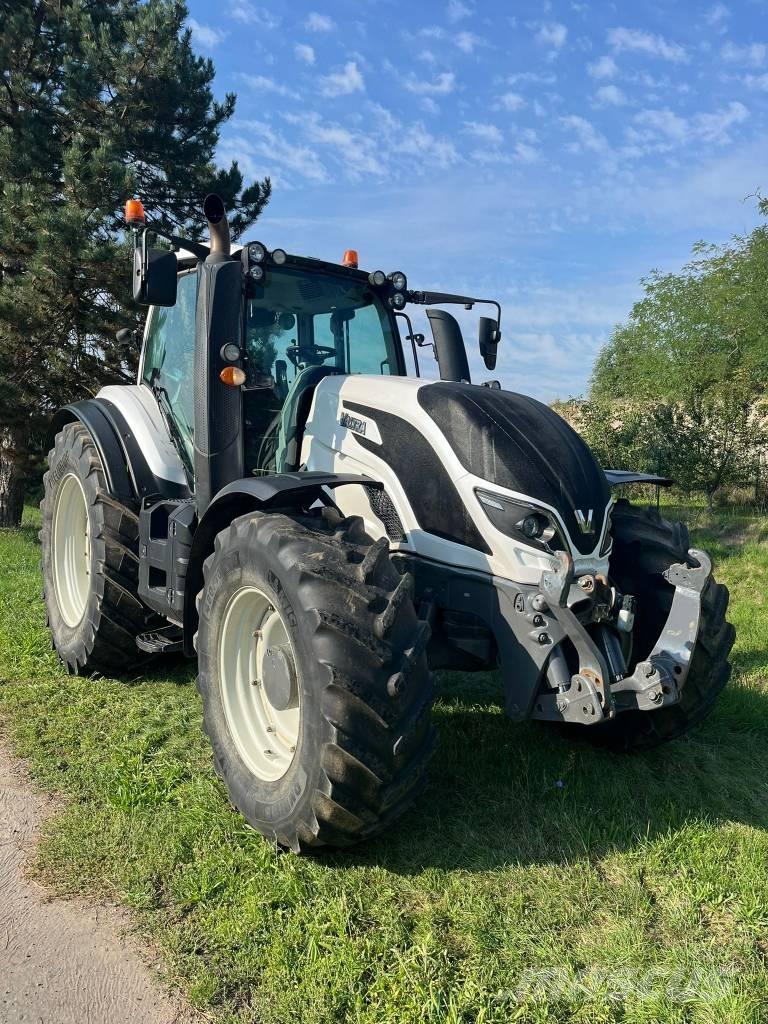 Valtra T234 Versu Traktorok
