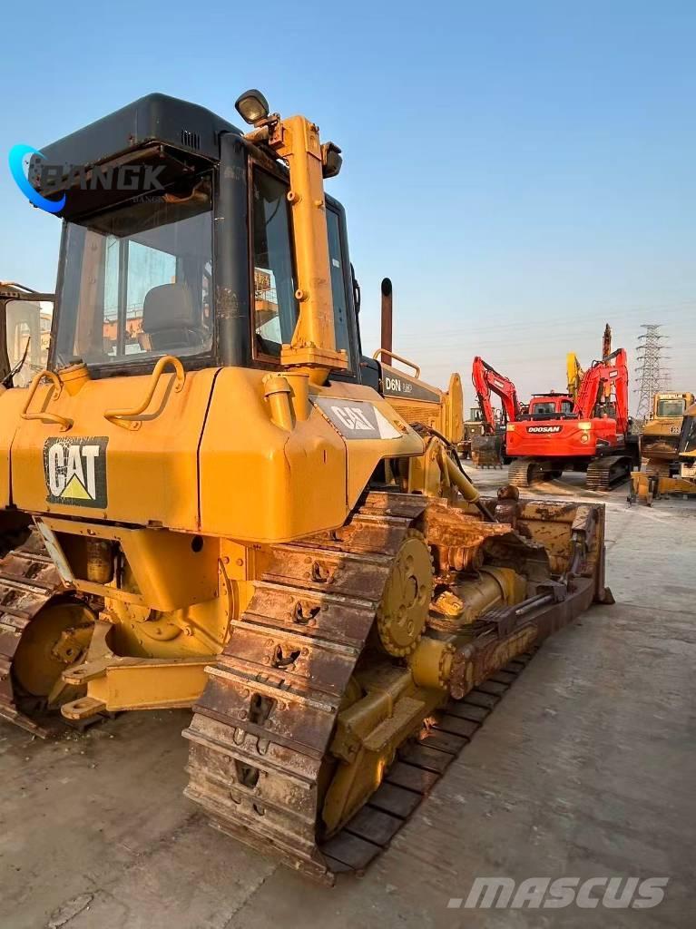 CAT D 6 N lánctalpas dózerek