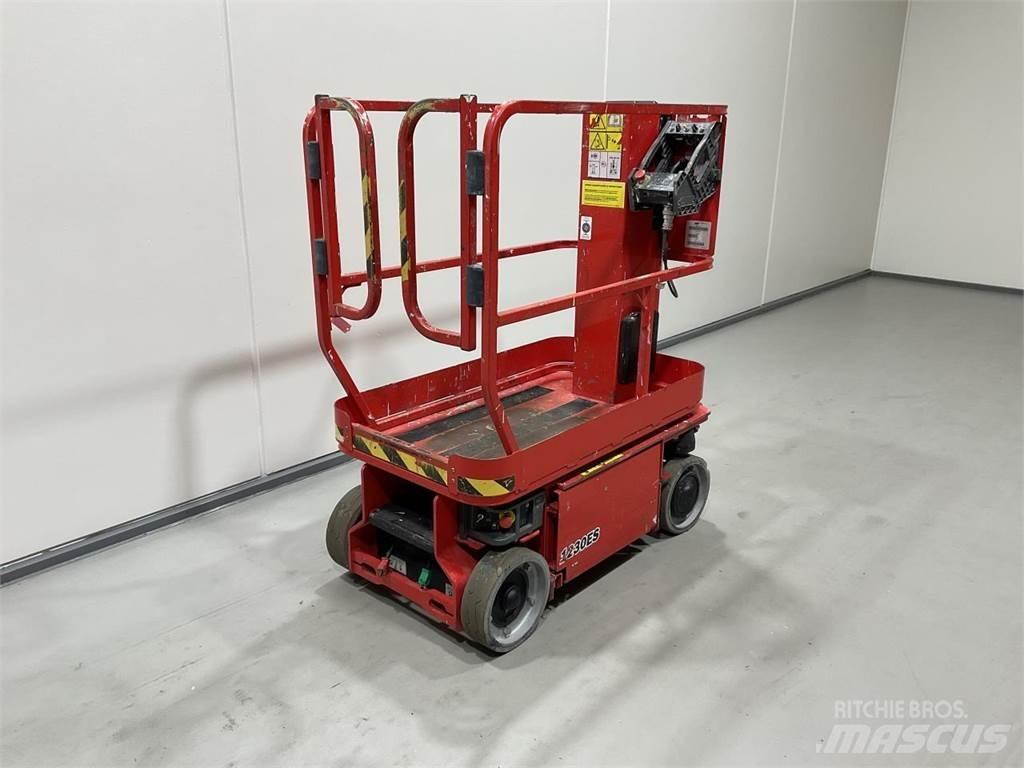 JLG 1230ES Ollós emelők