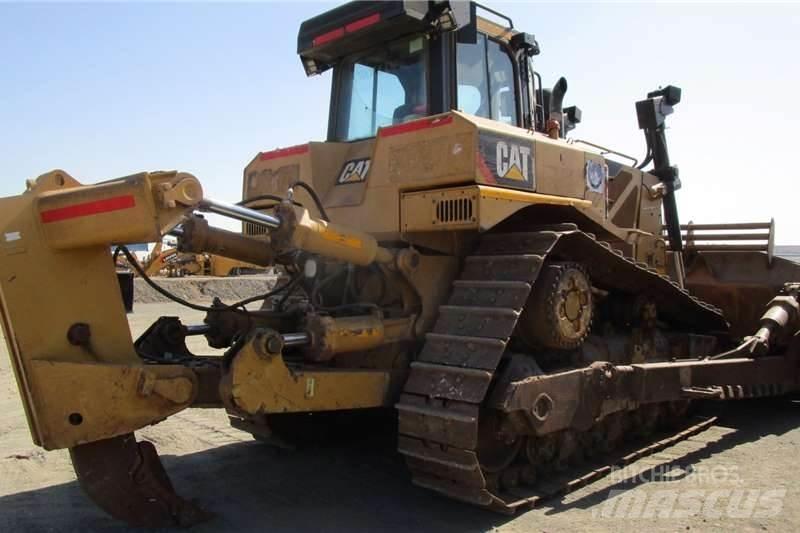 CAT D8R lánctalpas dózerek