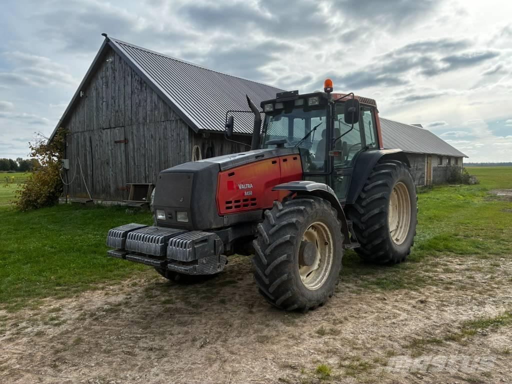 Valmet 8450 Traktorok