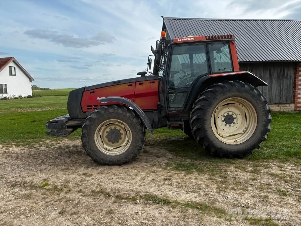 Valmet 8450 Traktorok