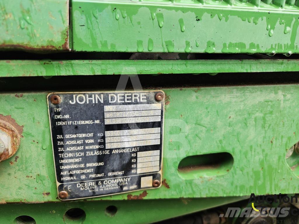 John Deere 6810 Traktorok