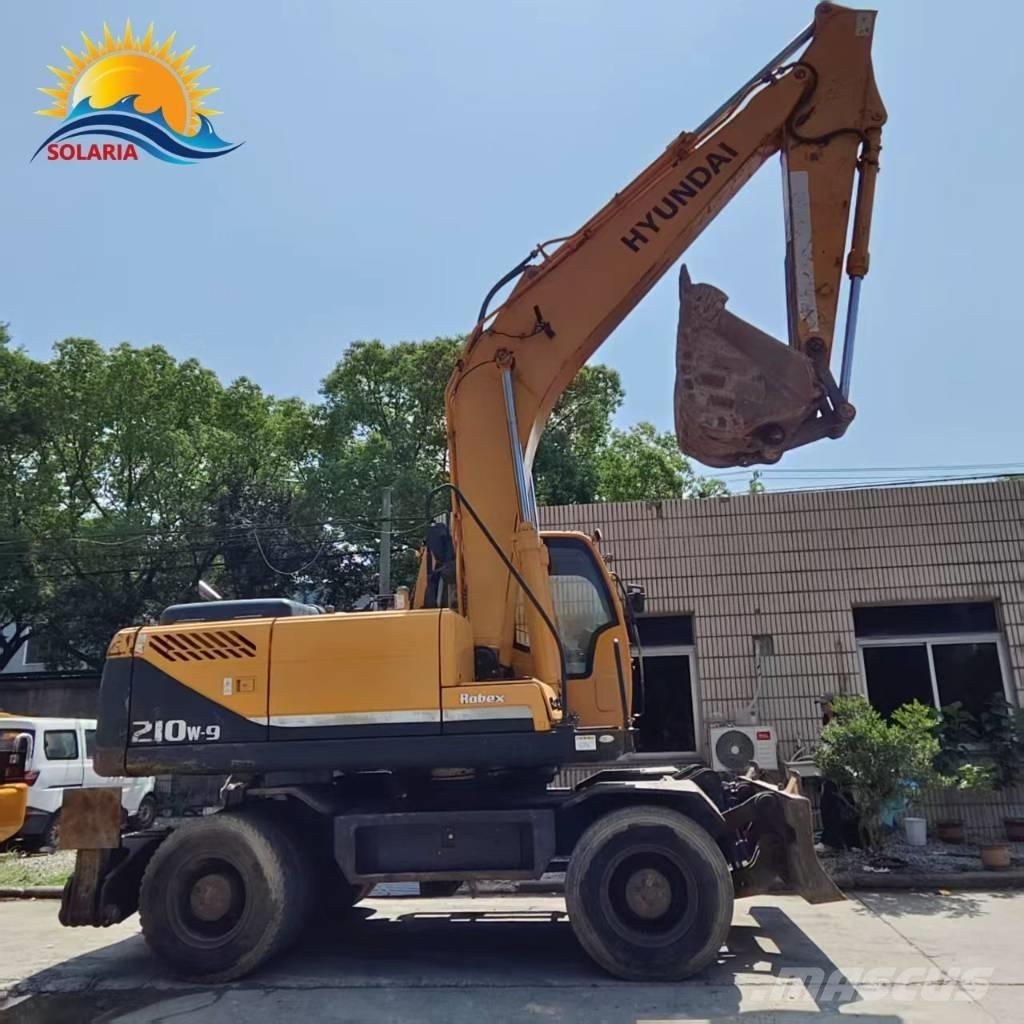 Hyundai r210w-9 Gumikerekes kotrók