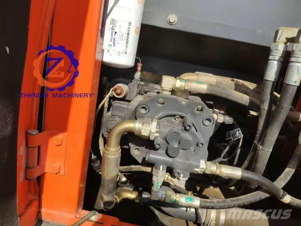 Doosan DX 150LC Közepes (midi) kotrók 7 t - 12 t