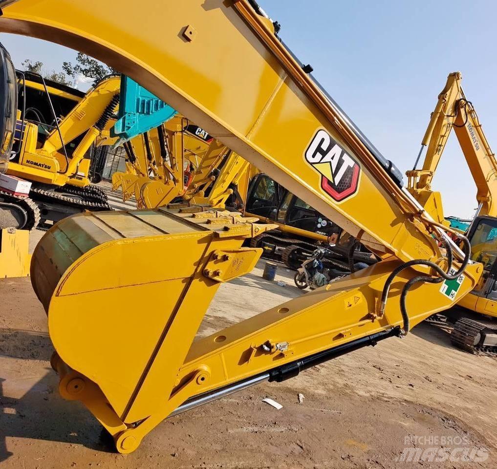 CAT 313D2GC Lánctalpas kotrók