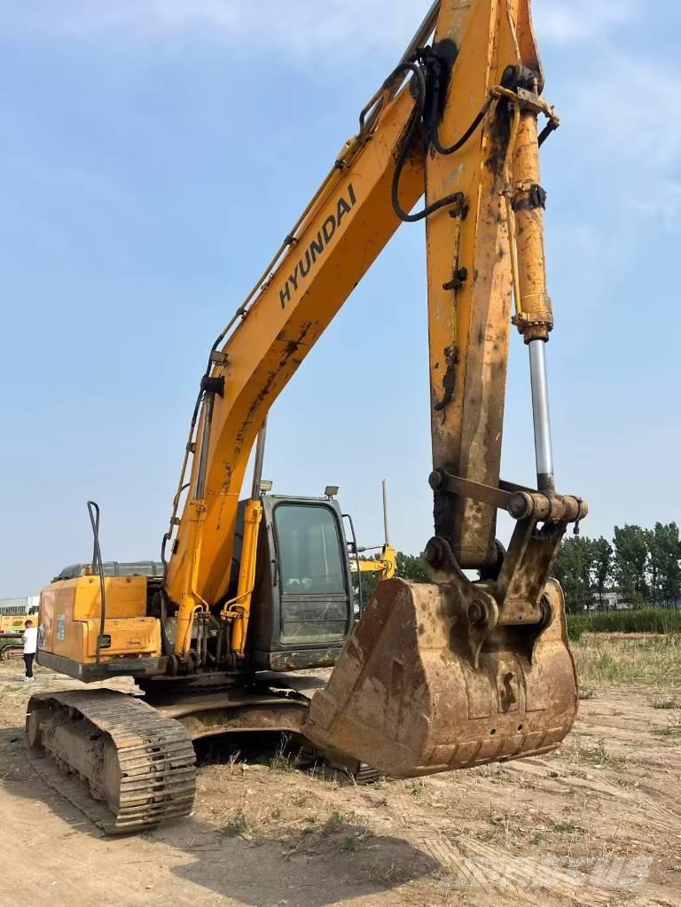 Hyundai Robex 215-7 Lánctalpas kotrók
