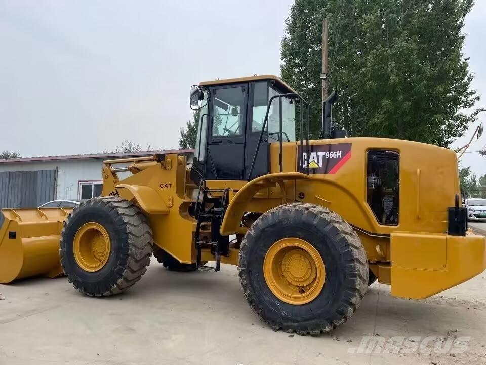 CAT 966 H St VZO Gumikerekes homlokrakodók