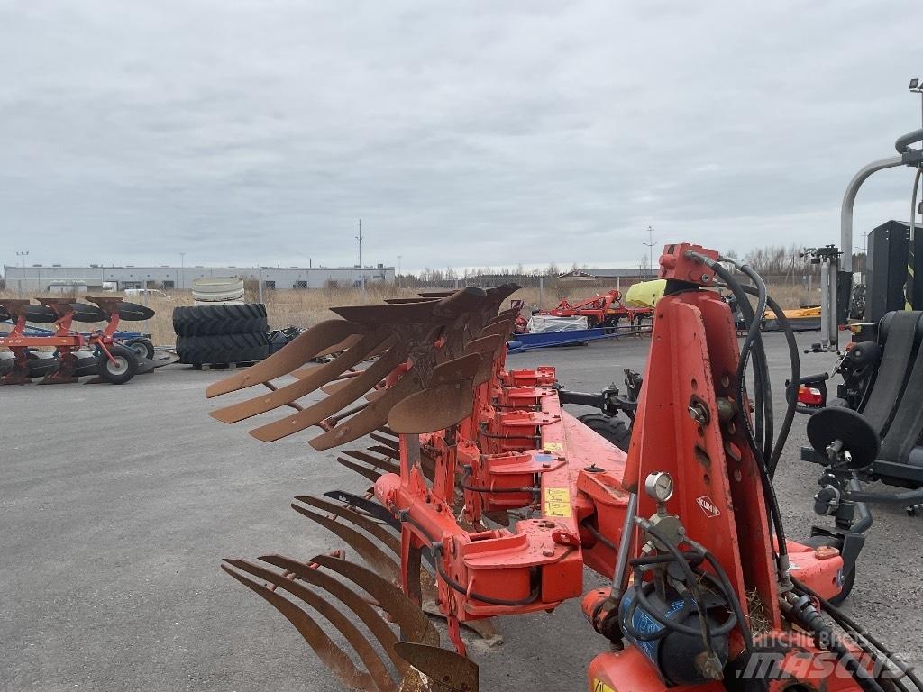 Kuhn Varimaster 122 Váltvaforgató ekék