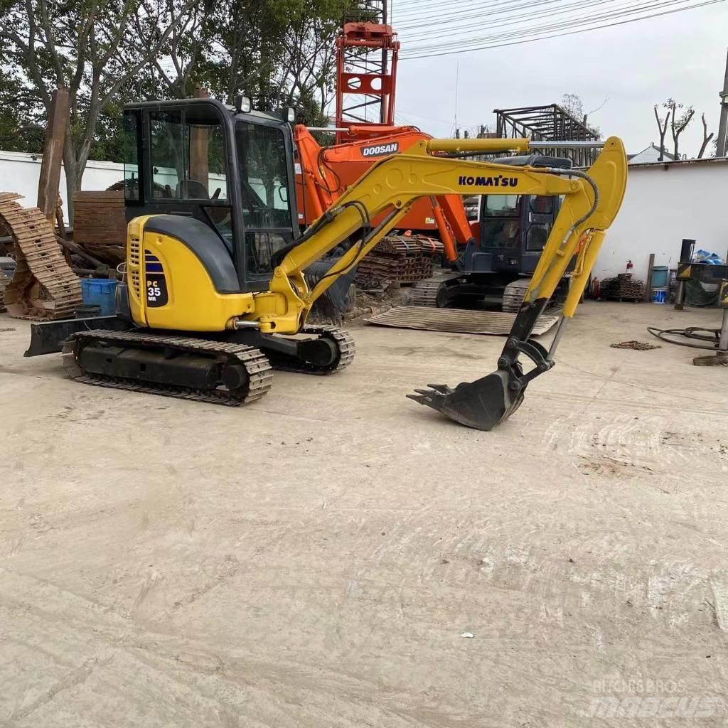 Komatsu PC 35 Mini kotrók < 7t