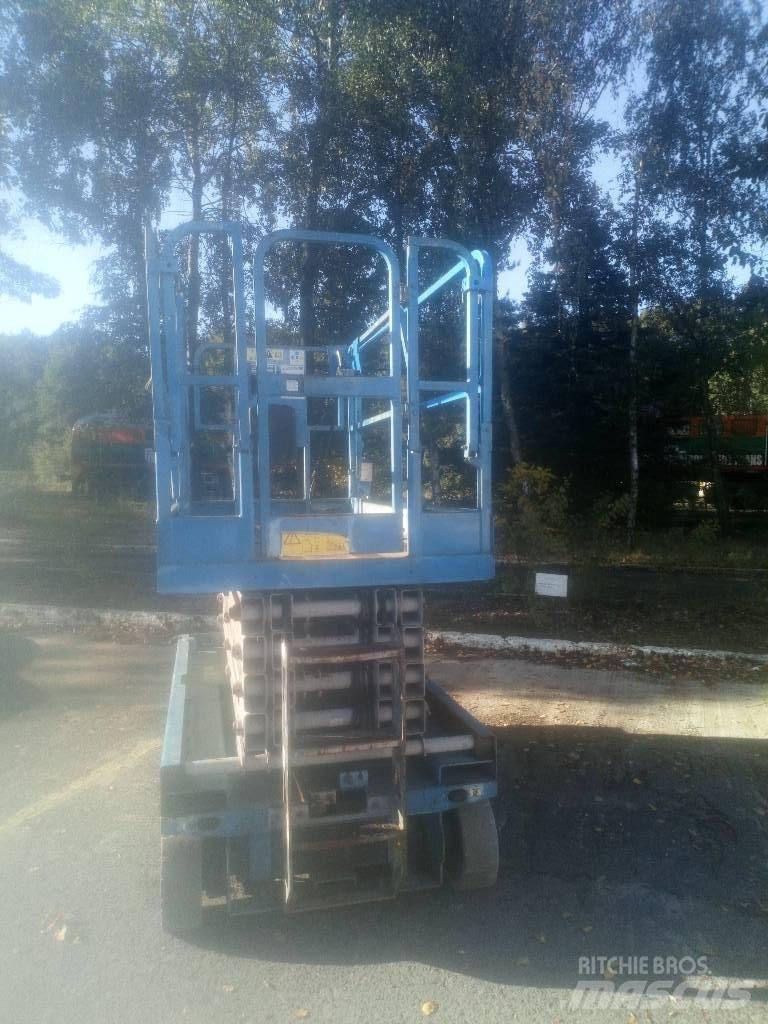 Genie 3246 Ollós emelők