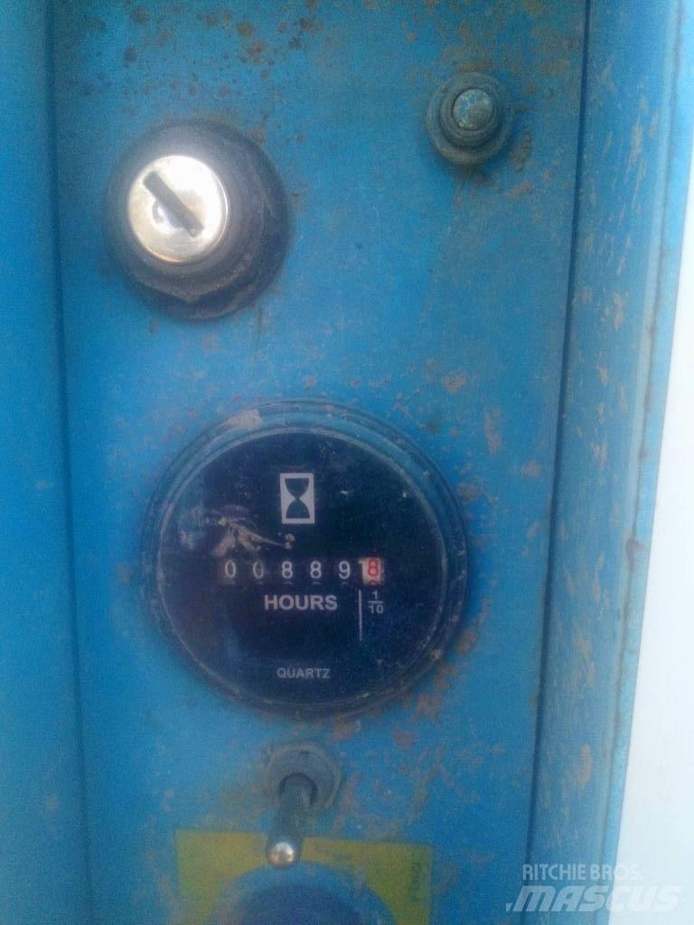 Genie 3246 Ollós emelők